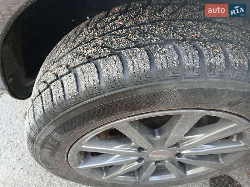 Седан Mazda 6 2005 в Богуславе