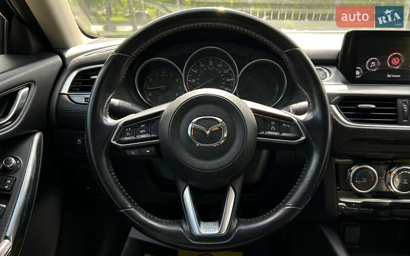 Седан Mazda 6 2017 в Львові