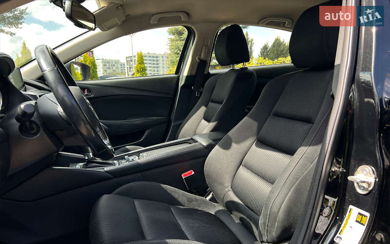 Седан Mazda 6 2017 в Львові