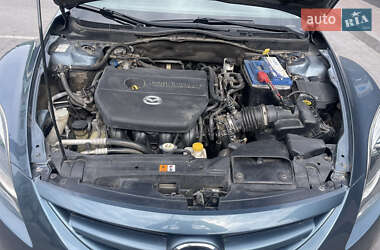Седан Mazda 6 2012 в 