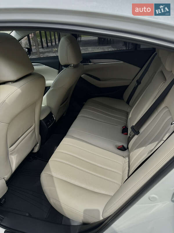 Седан Mazda 6 2019 в Дніпрі