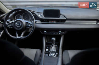 Седан Mazda 6 2019 в 