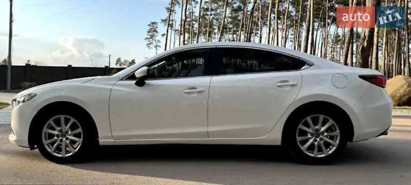 Седан Mazda 6 2013 в 