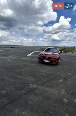 Седан Mazda 6 2014 в 