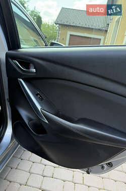 Седан Mazda 6 2013 в 