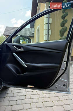 Седан Mazda 6 2013 в 
