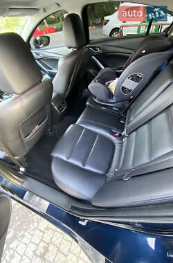 Седан Mazda 6 2014 в 