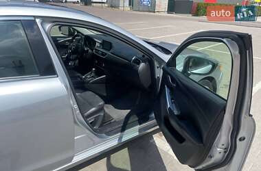 Седан Mazda 6 2015 в 