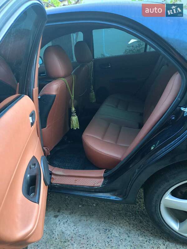 Седан Mazda 6 2003 в Калиновке