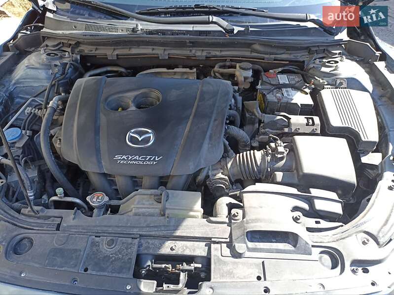 Седан Mazda 6 2014 в Львові