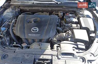 Седан Mazda 6 2014 в 
