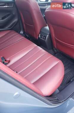 Седан Mazda 6 2021 в 
