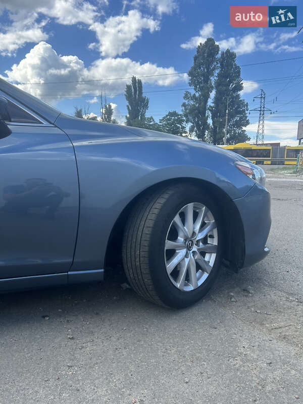 Седан Mazda 6 2015 в Киеве