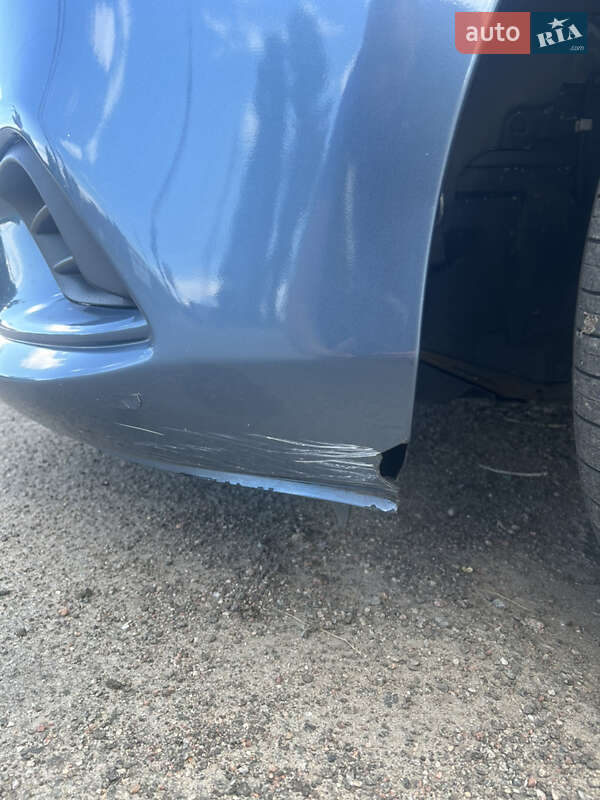 Седан Mazda 6 2015 в Киеве
