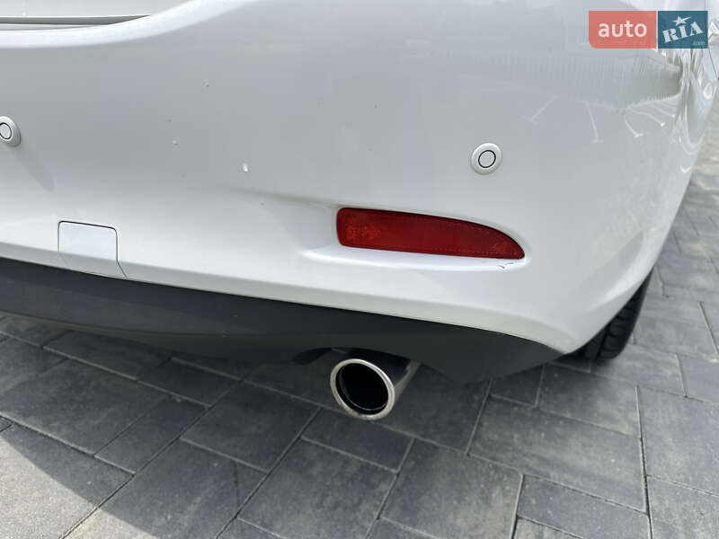 Седан Mazda 6 2013 в Луцке