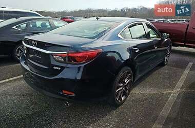 Седан Mazda 6 2016 в 