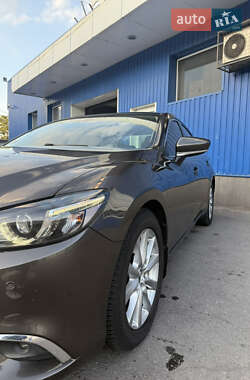 Седан Mazda 6 2016 в 