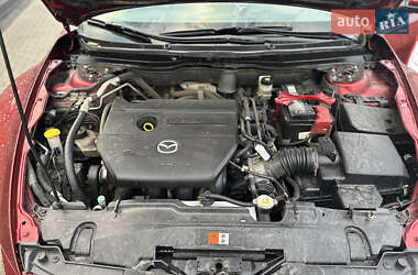 Седан Mazda 6 2011 в 