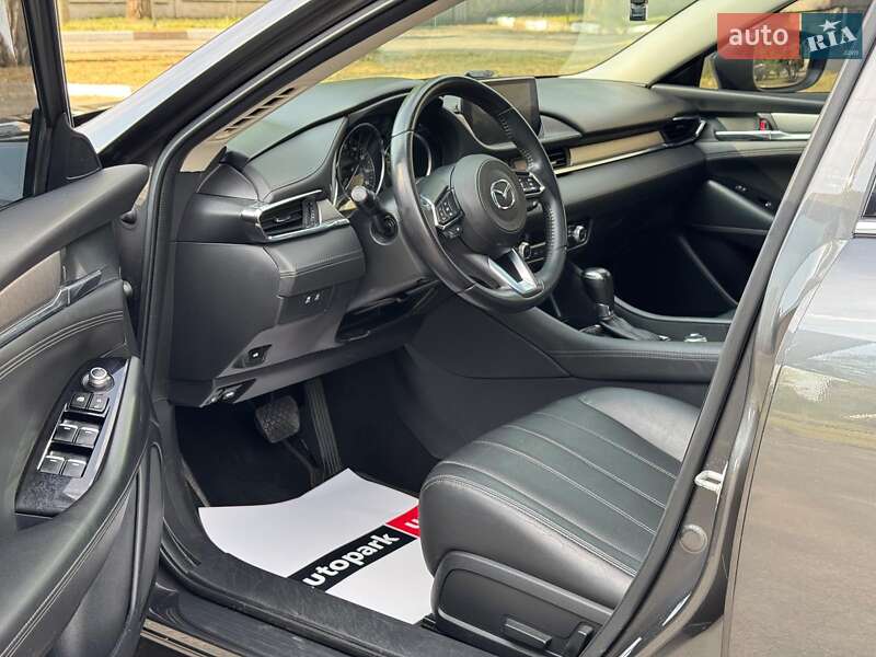 Седан Mazda 6 2019 в Запорожье