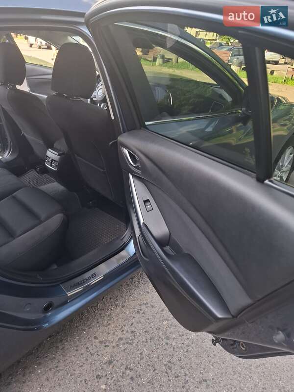Седан Mazda 6 2013 в Черкасах