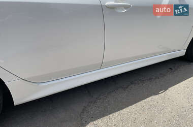 Седан Mazda 6 2010 в 