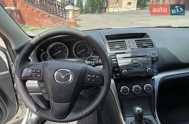 Седан Mazda 6 2010 в 