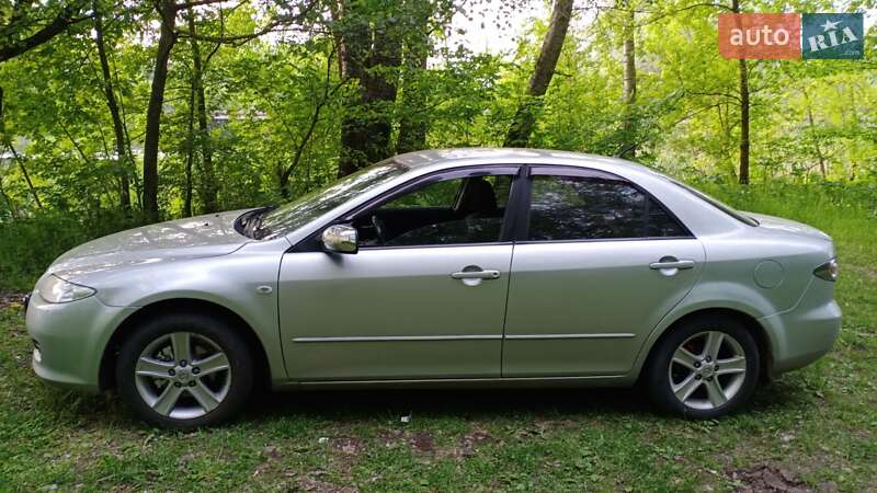 Седан Mazda 6 2005 в Лебедине