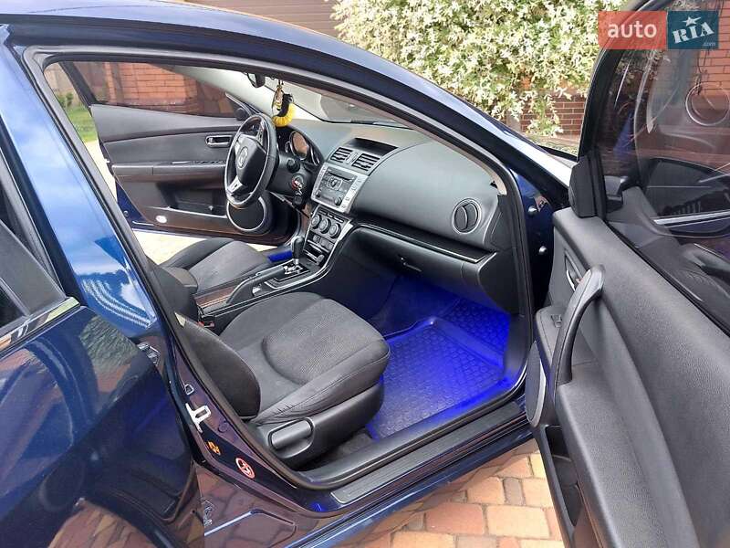 Седан Mazda 6 2008 в Чернигове