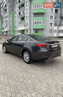 Седан Mazda 6 2015 в 