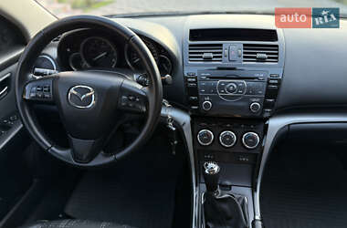 Седан Mazda 6 2012 в 