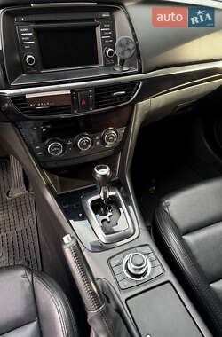 Седан Mazda 6 2014 в 