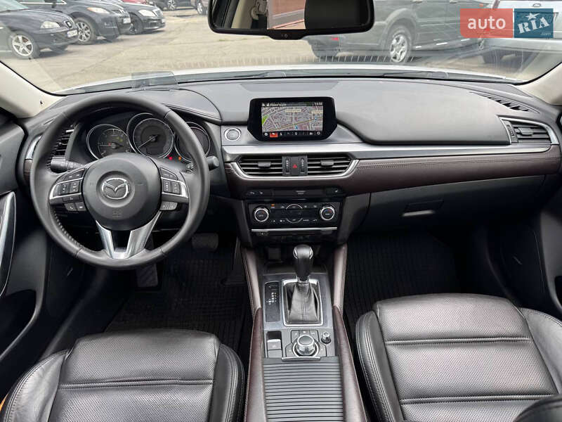 Седан Mazda 6 2016 в Киеве
