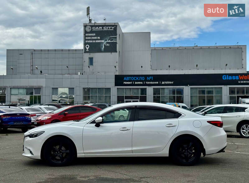 Седан Mazda 6 2016 в Киеве