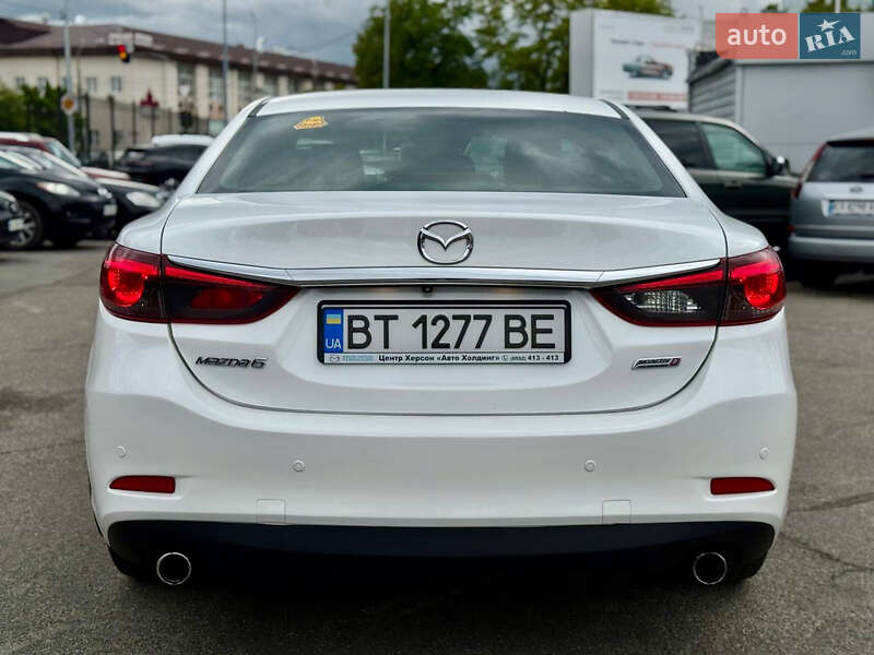 Седан Mazda 6 2016 в Киеве