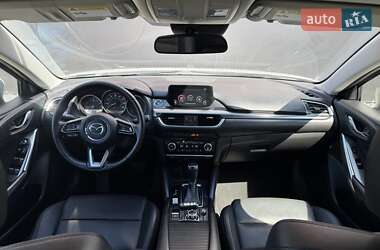 Седан Mazda 6 2017 в 