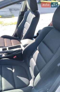 Седан Mazda 6 2014 в 