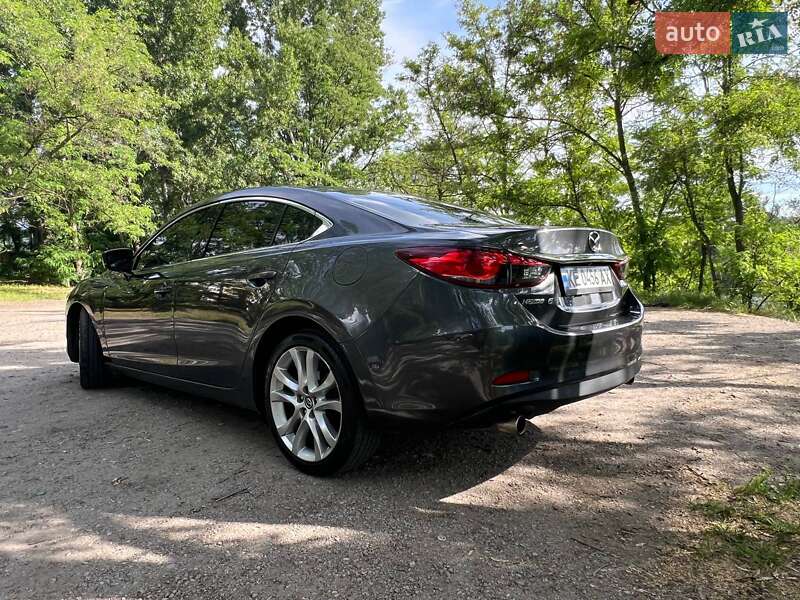 Седан Mazda 6 2017 в Днепре