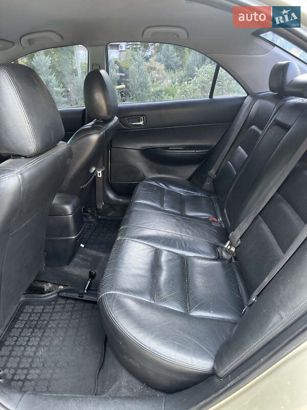 Седан Mazda 6 2002 в Киеве