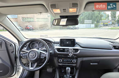 Седан Mazda 6 2016 в 