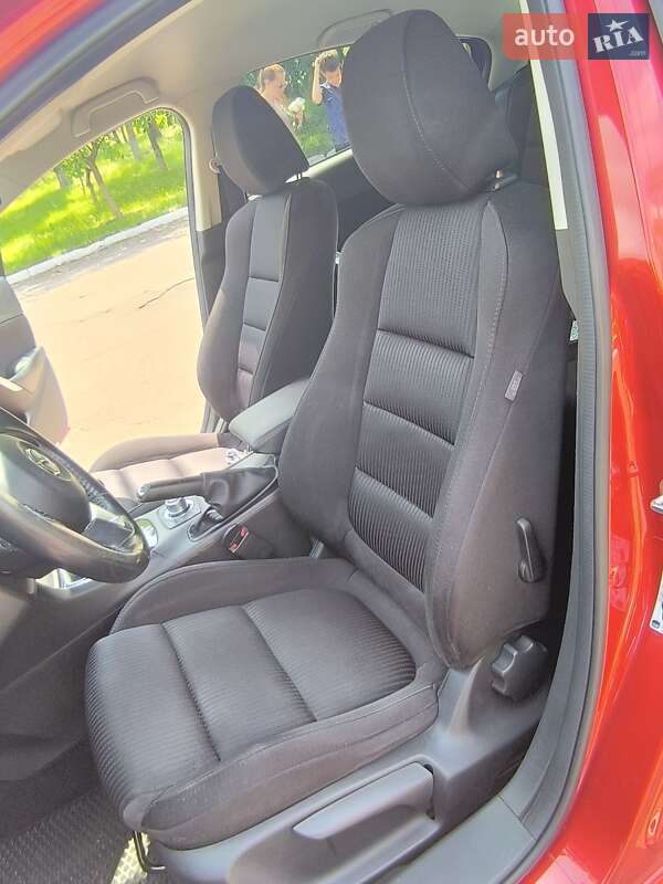 Седан Mazda 6 2014 в Южноукраинске