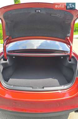 Седан Mazda 6 2014 в Южноукраїнську