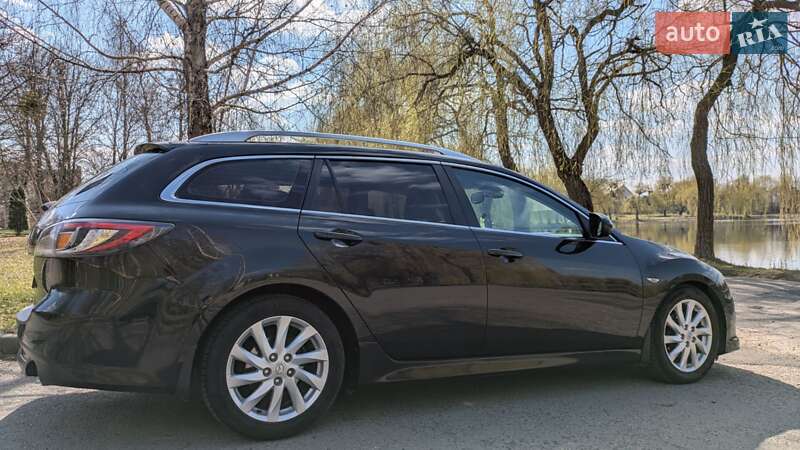 Універсал Mazda 6 2011 в Рівному