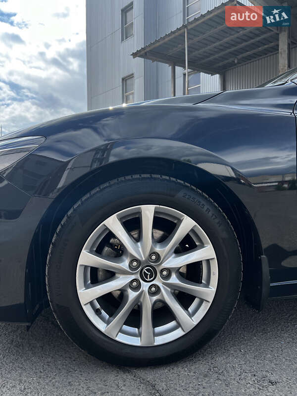 Седан Mazda 6 2018 в Львові