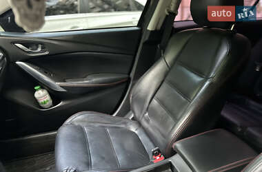 Седан Mazda 6 2014 в 