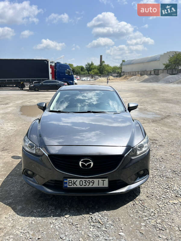 Седан Mazda 6 2013 в 