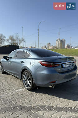 Седан Mazda 6 2018 в 