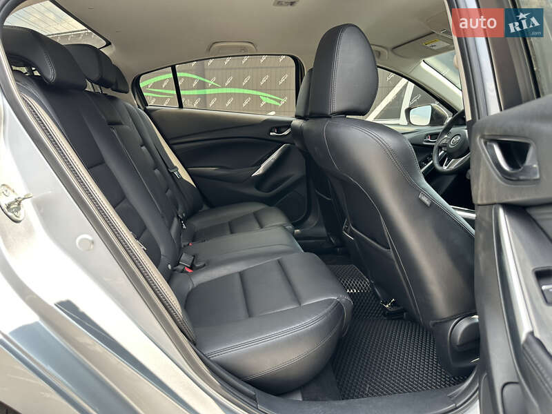 Седан Mazda 6 2016 в Киеве