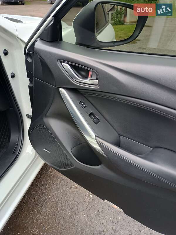 Седан Mazda 6 2014 в Бродах