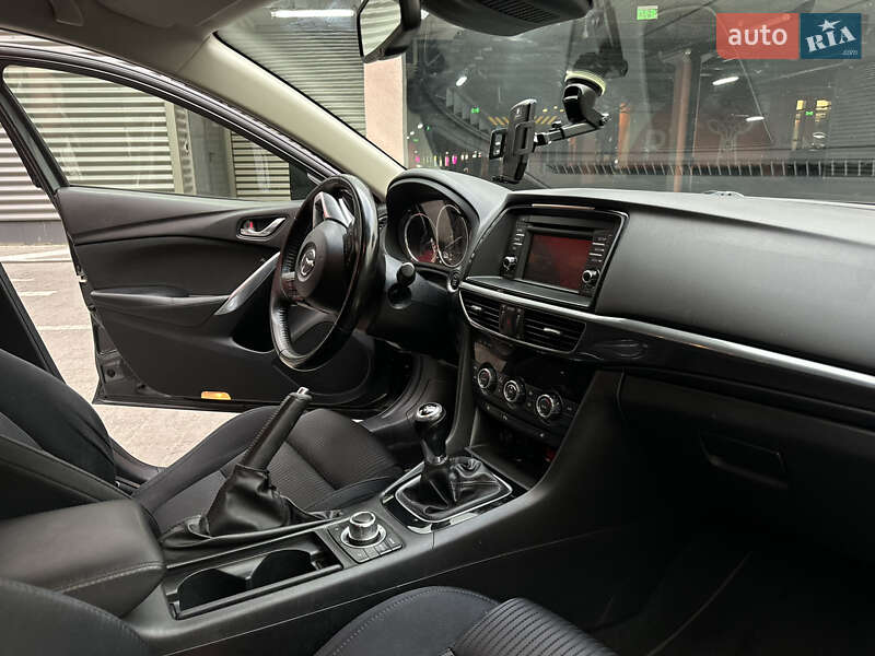 Универсал Mazda 6 2012 в Киеве