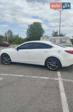 Седан Mazda 6 2014 в 
